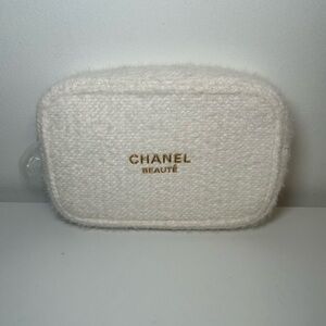Chanel Beauté Cosmetic Pouch Set Coco Mademoiselle Perfume Nail Polish